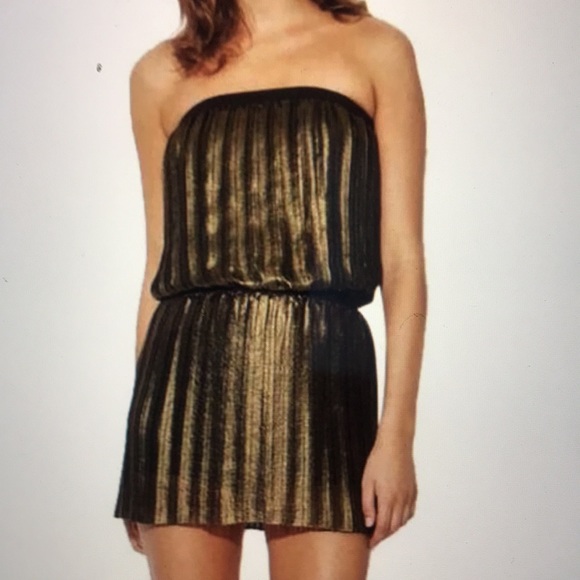 BCBGMaxAzria Dresses & Skirts - Bcbgmaxazria Rive gold strapless Tunic / Mini size Medium